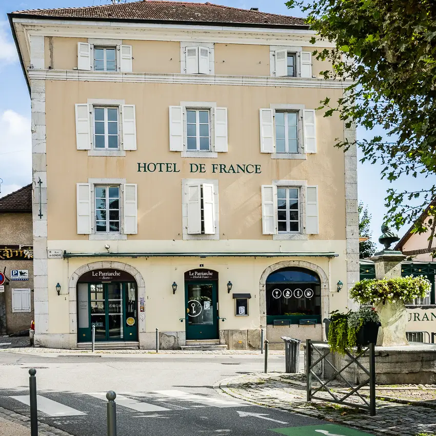 l'Hôtel de France - Le Patriarche à Ferney-Voltaire (01)