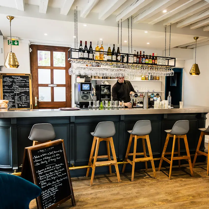 Le bar de l'Hôtel de France - Le Patriarche à Ferney-Voltaire (01)